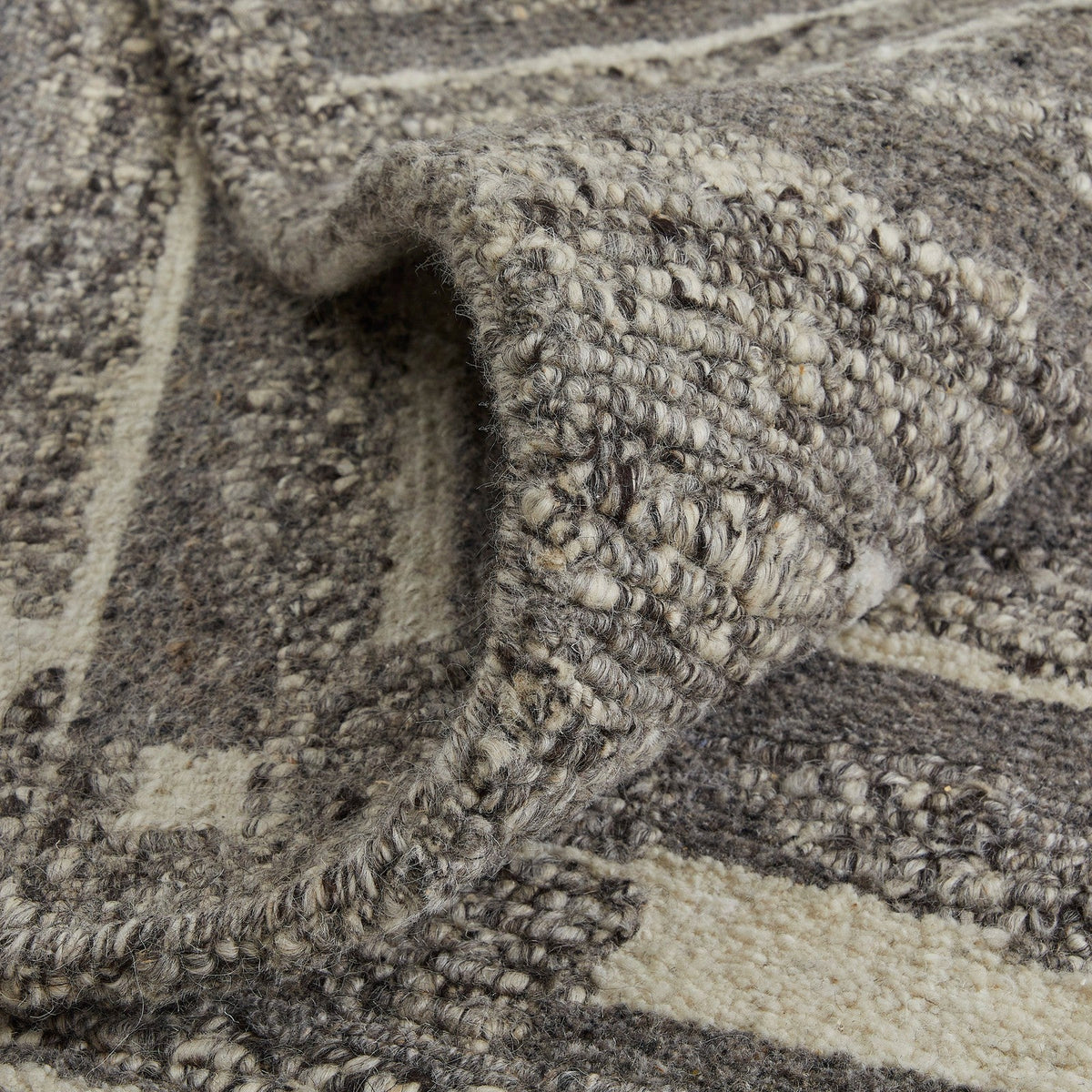 Feizy Navaro 8914F Modern Abstract Rug in Gray/Taupe/Ivory