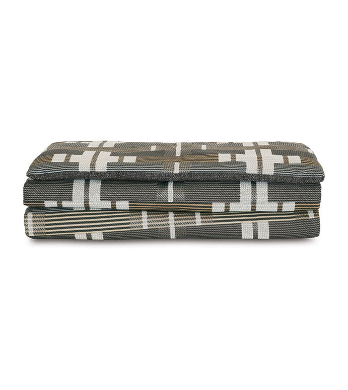 Eastern Accents Enoch Graphic Bed Scarf