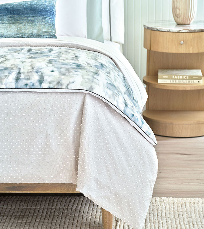 Eastern Accents Camille Watercolor Bed Scarf