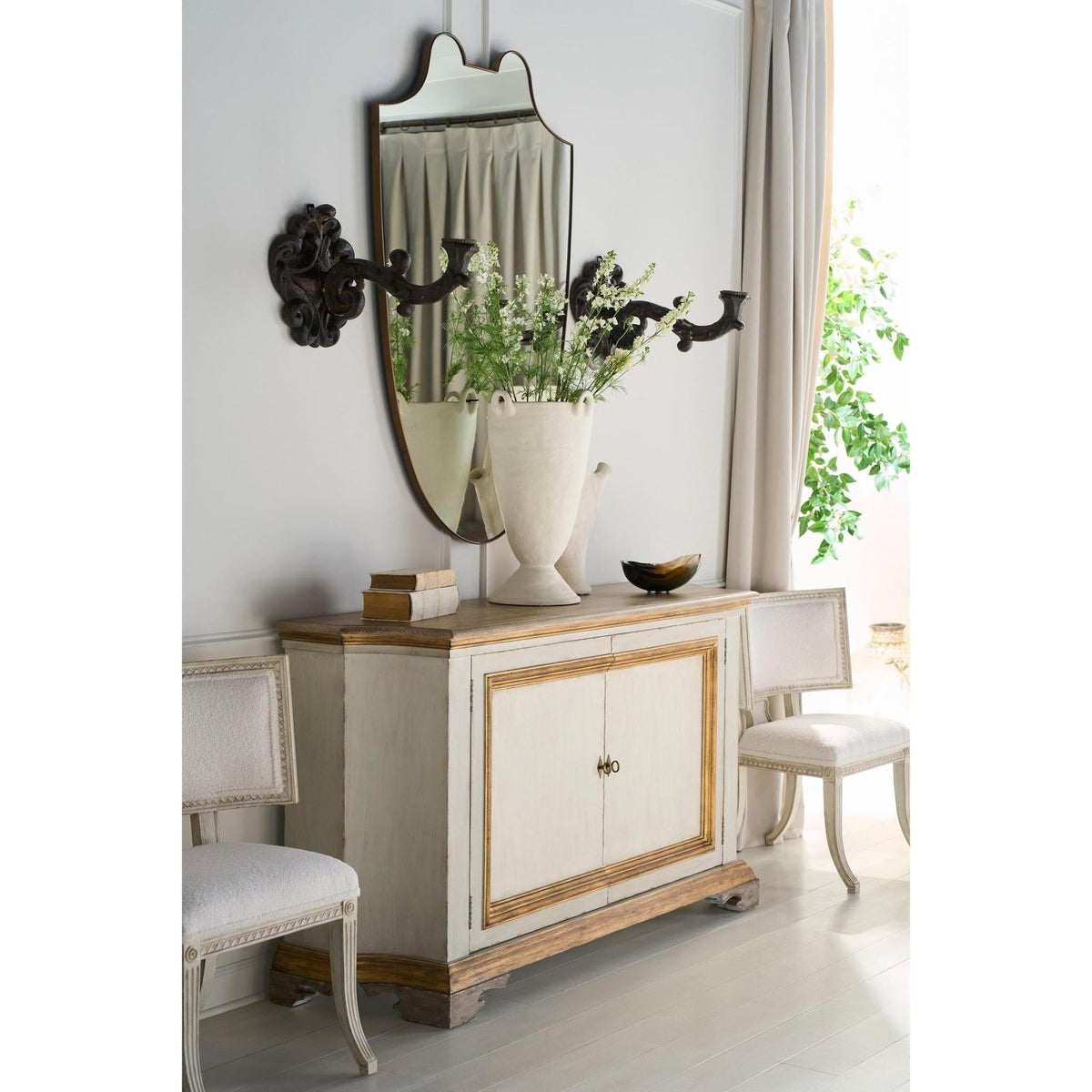 Century Furniture Tara Shaw Vincent Credenza