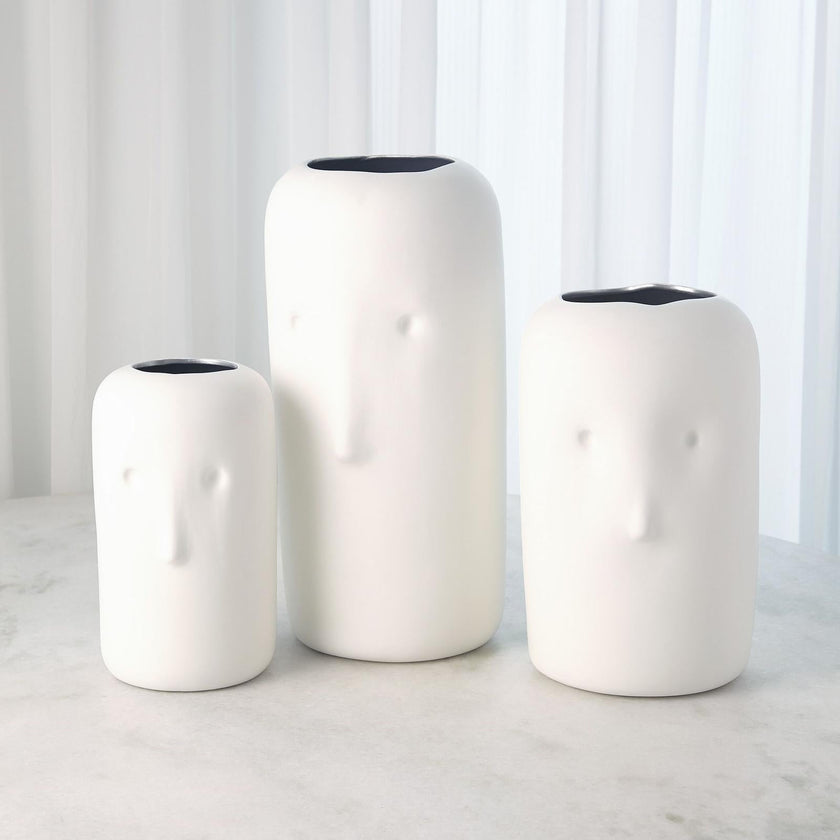Global Views Impressionistic Simple Face Vase