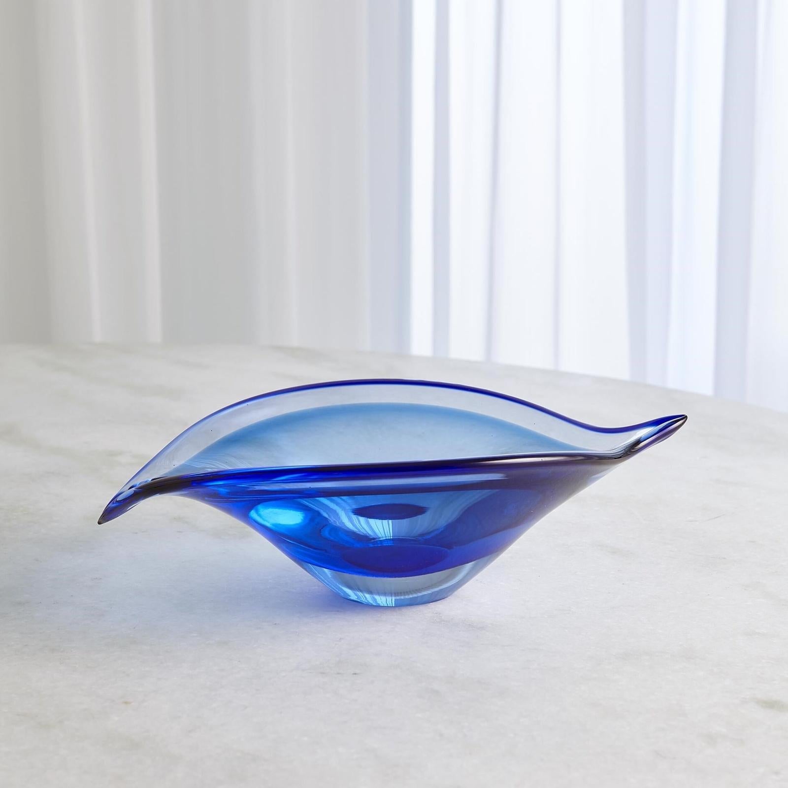 Global Views Bent Leaf Bowl