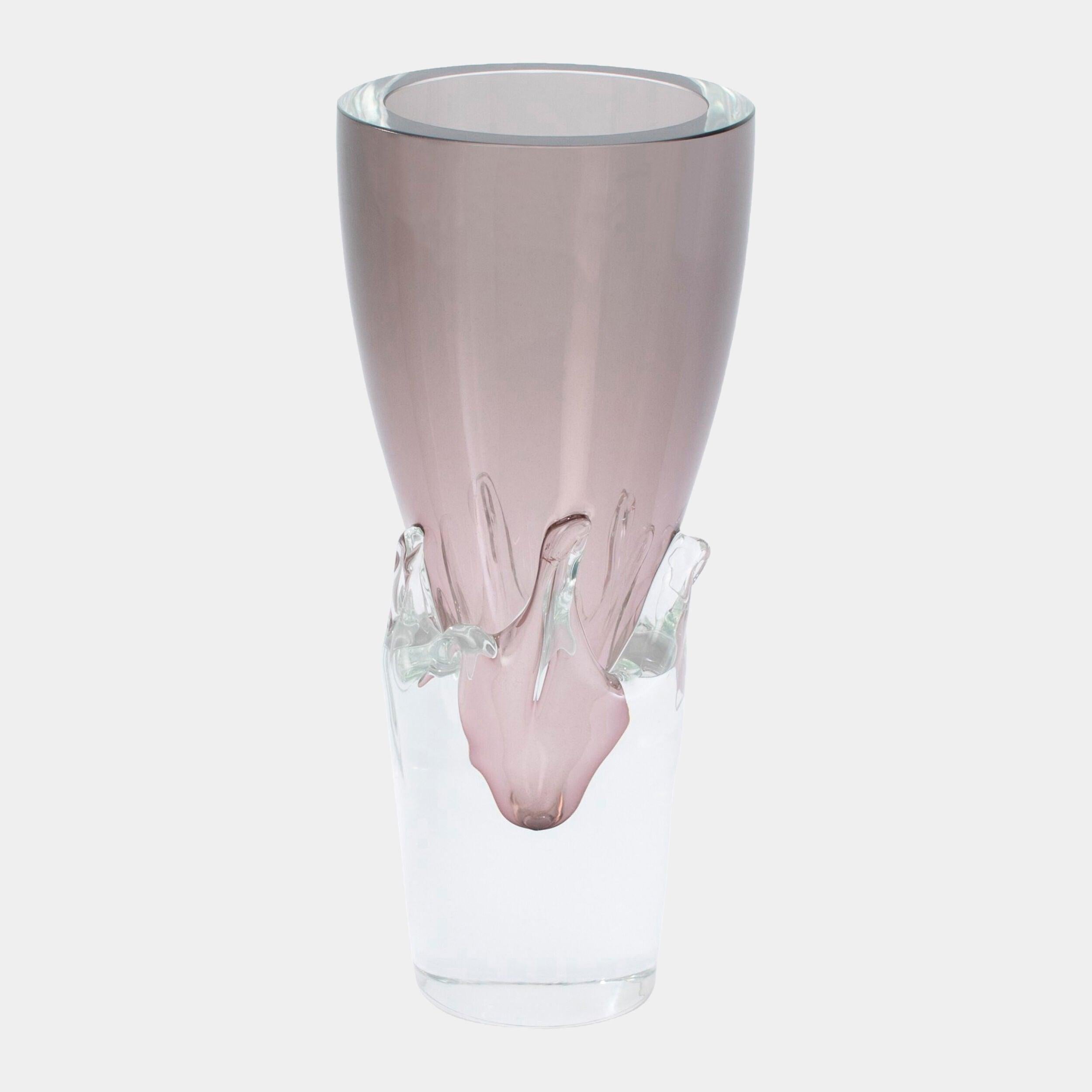Global Views Emergence Vase Clearance