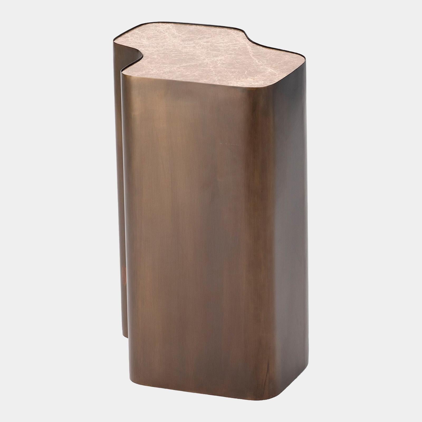 Global Views Arlo Organic Nesting Table