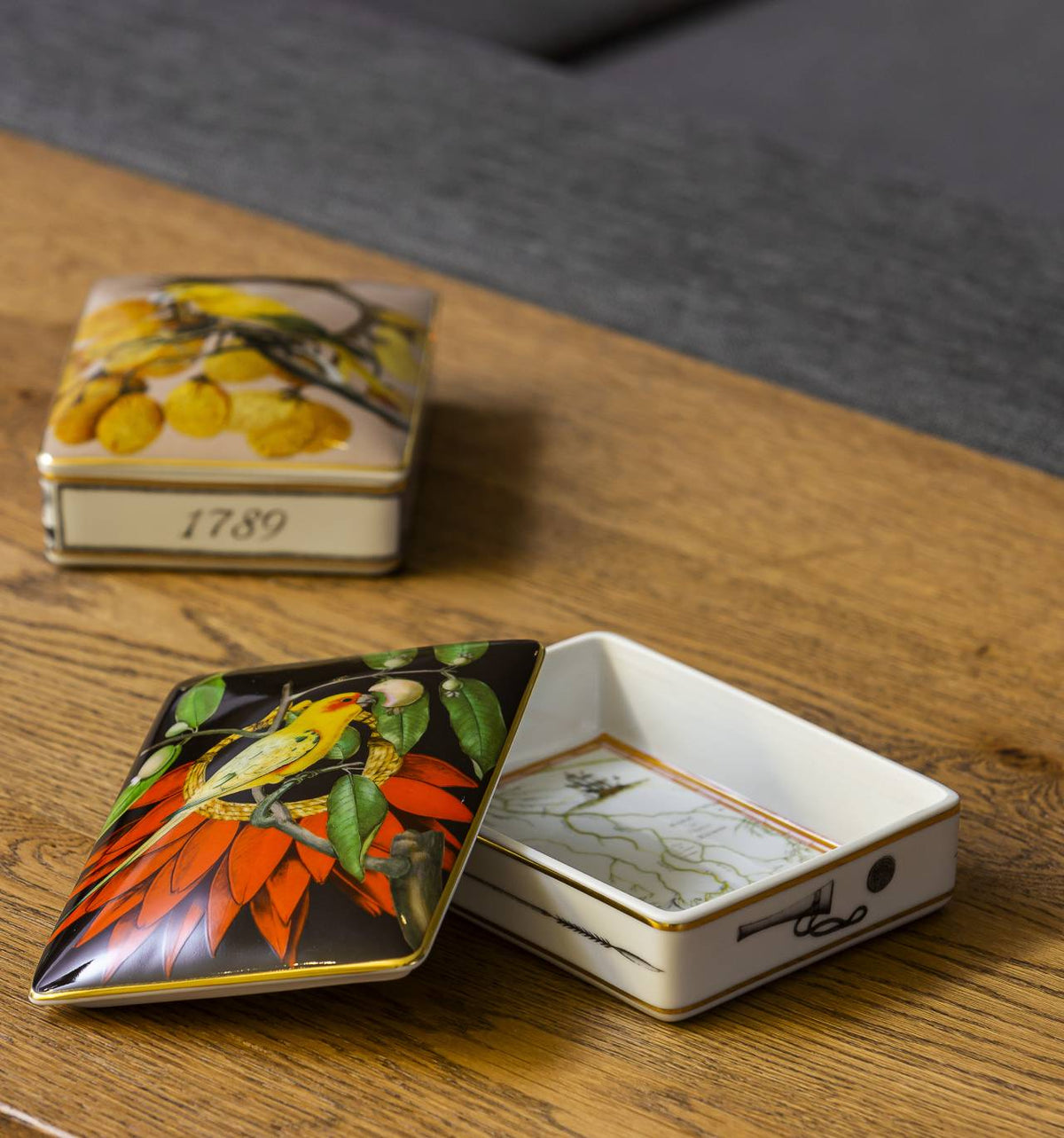 Vista Alegre Amazonia Card Box