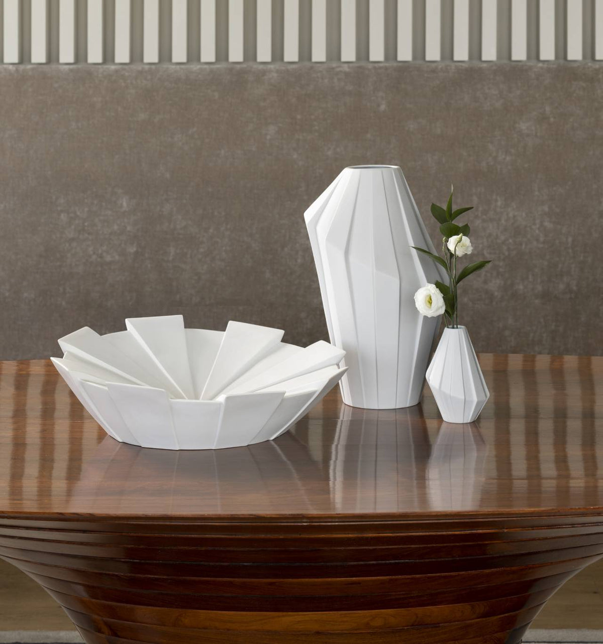 Vista Alegre Ritmo Bud Vase