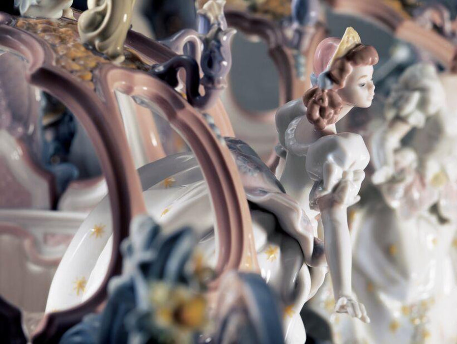 Lladro Cinderella's Arrival Sculpture - Limited Edition