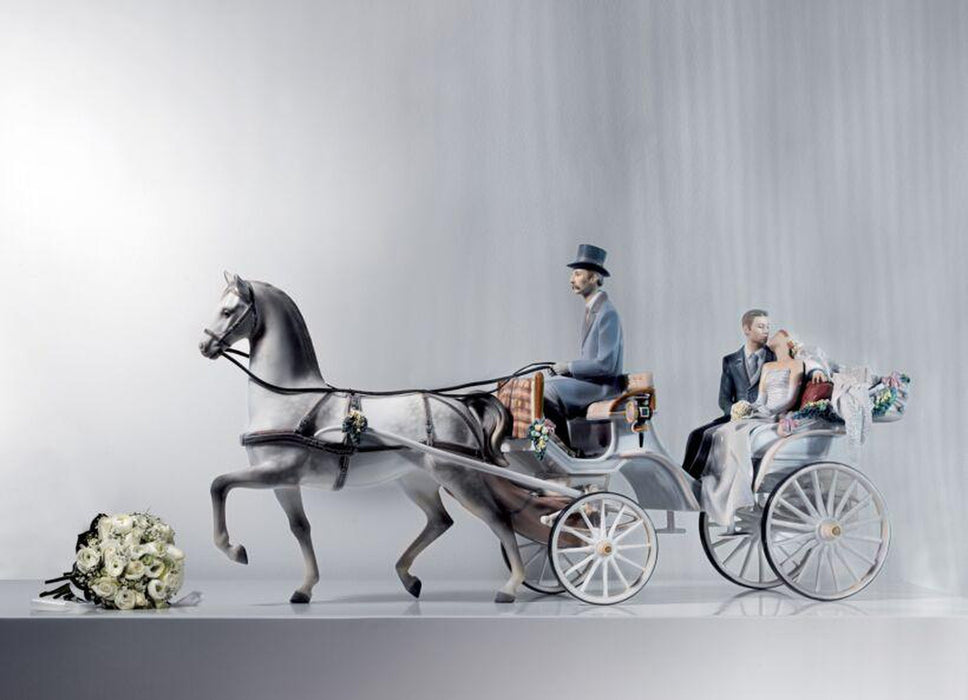 Lladro Bridal Carriage Couple Sculpture - Limited Edition