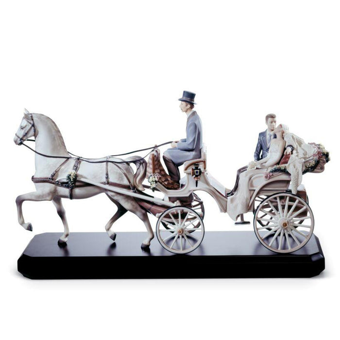 Lladro Bridal Carriage Couple Sculpture - Limited Edition