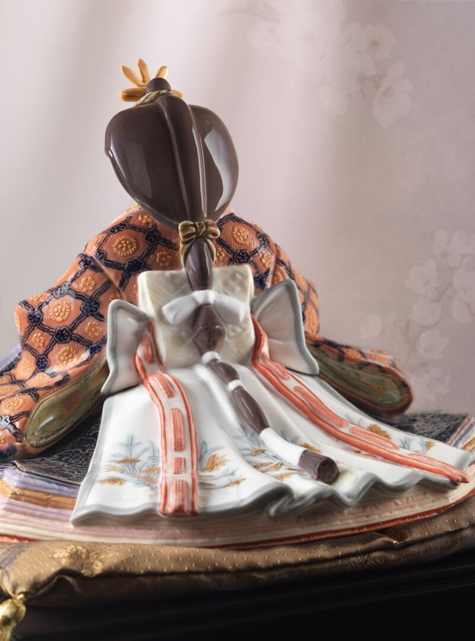 Lladro Hina Dolls - Empress Sculpture - Limited Edition