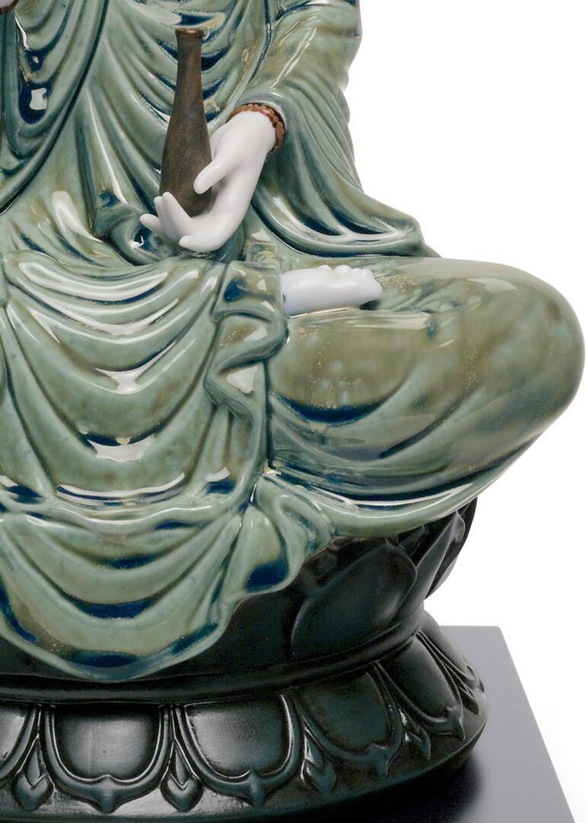 Lladro Kwan Yin Figurine