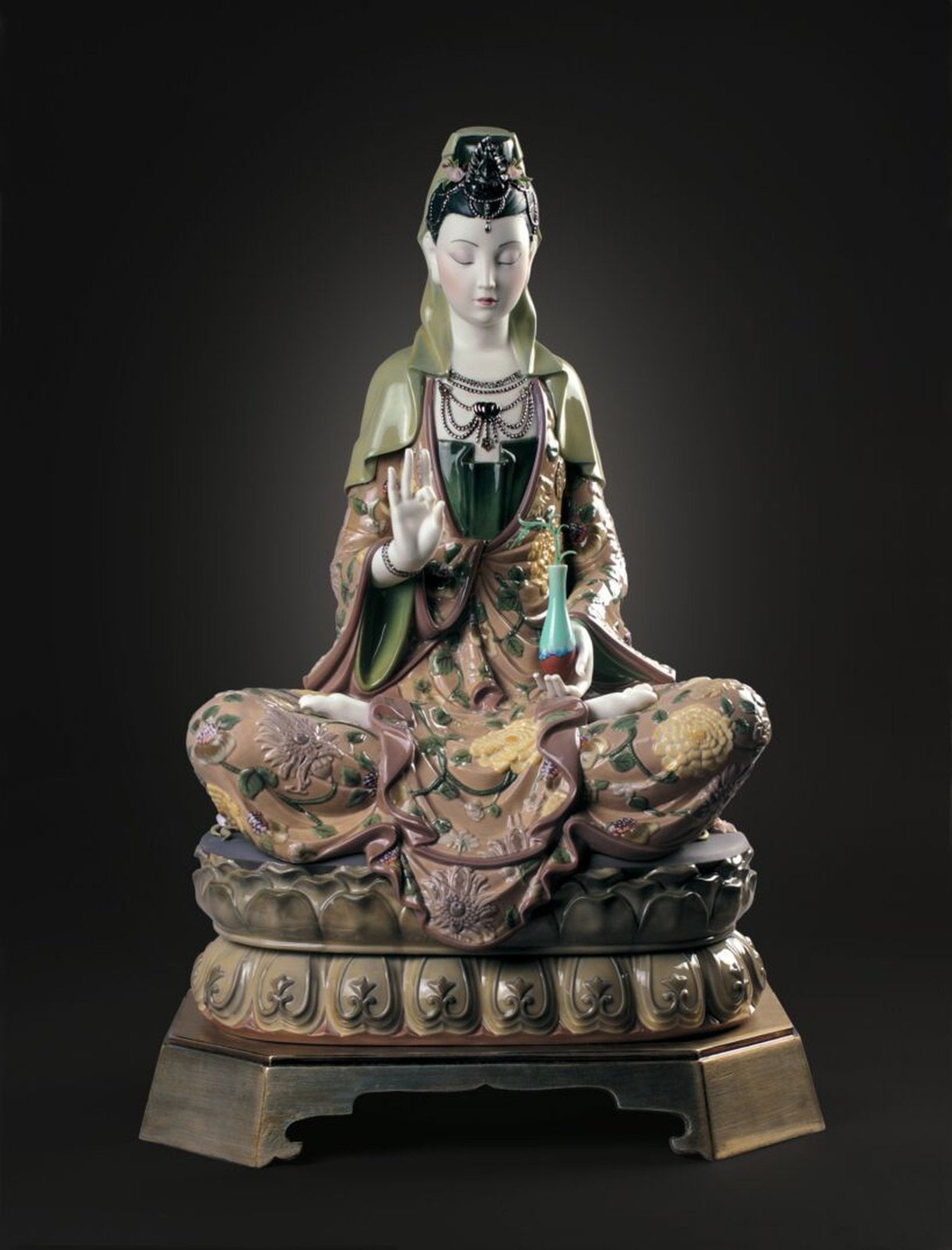 Lladro Kwan Yin Figurine