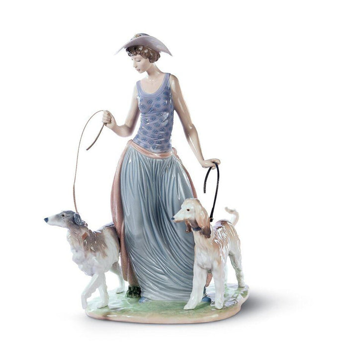 Lladro Elegant Promenade Woman Figurine