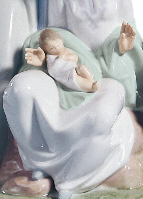 Lladro Joyful Event Nativity Figurine