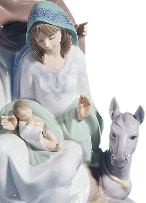 Lladro Joyful Event Nativity Figurine