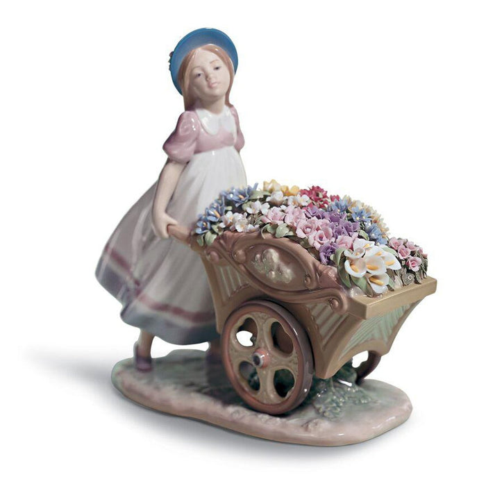 Lladro Love's Tender Tokens Girl Figurine