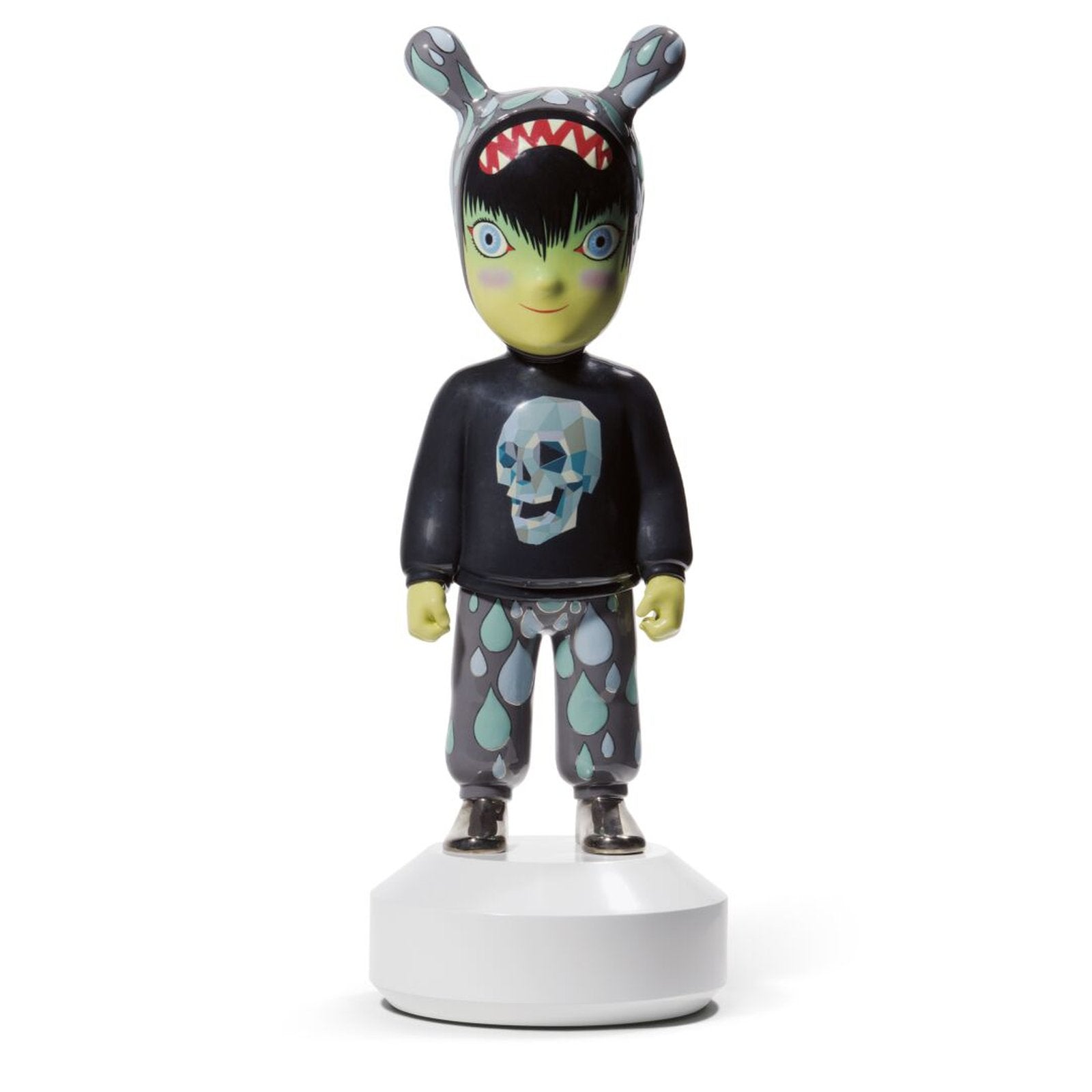 Lladro The Guest Figurine