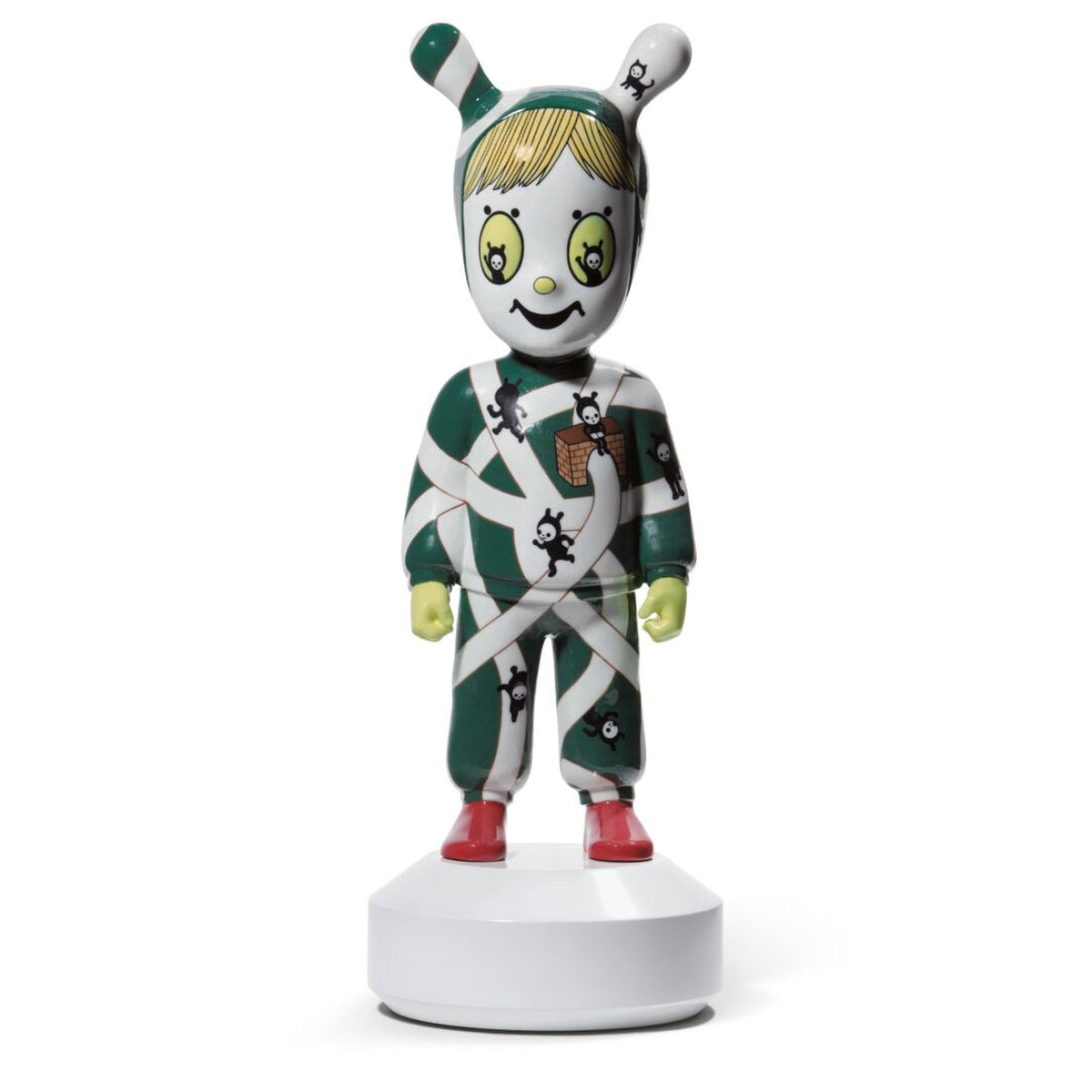 Lladro The Guest Figurine