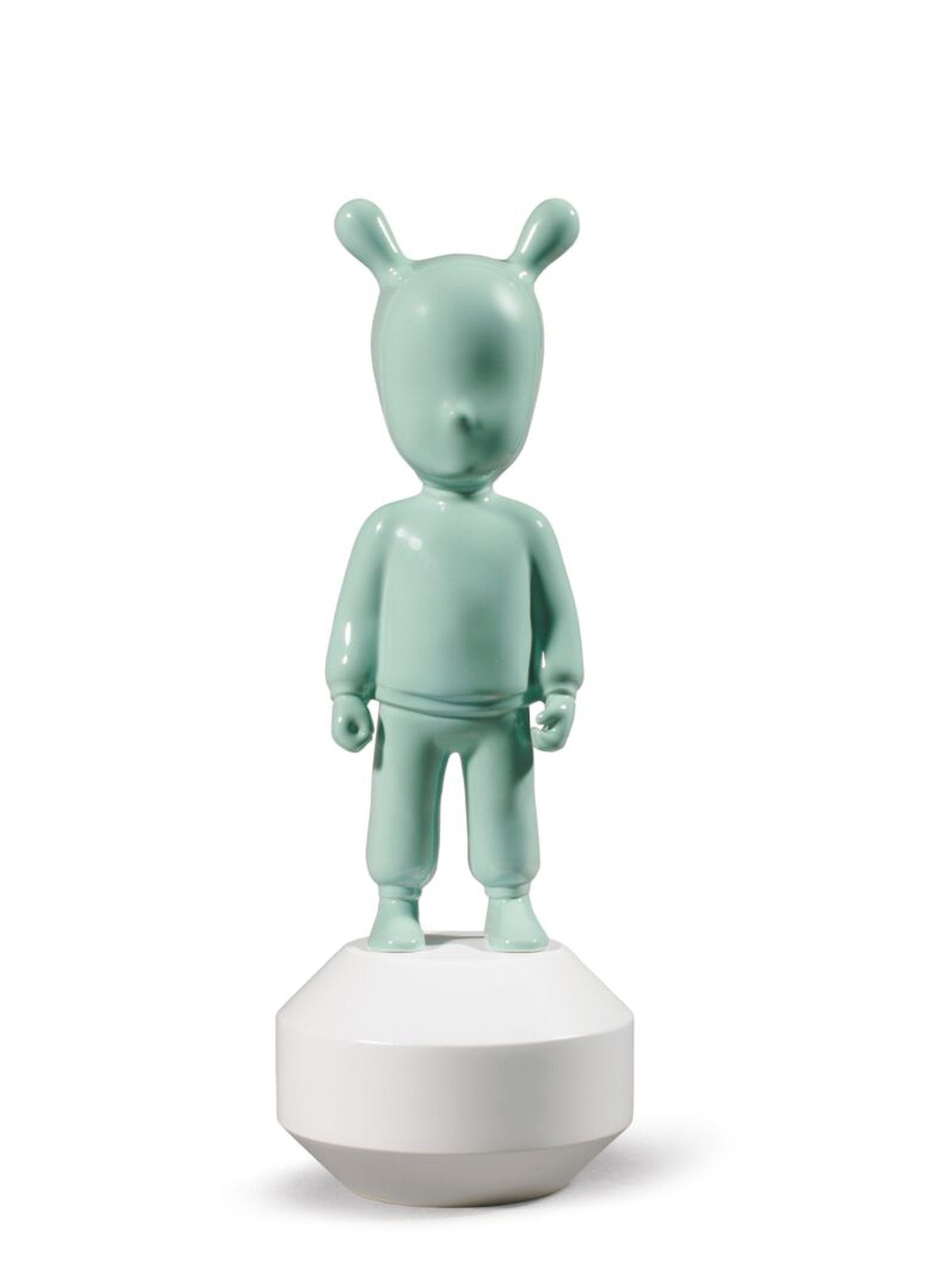 Lladro The Guest Figurine