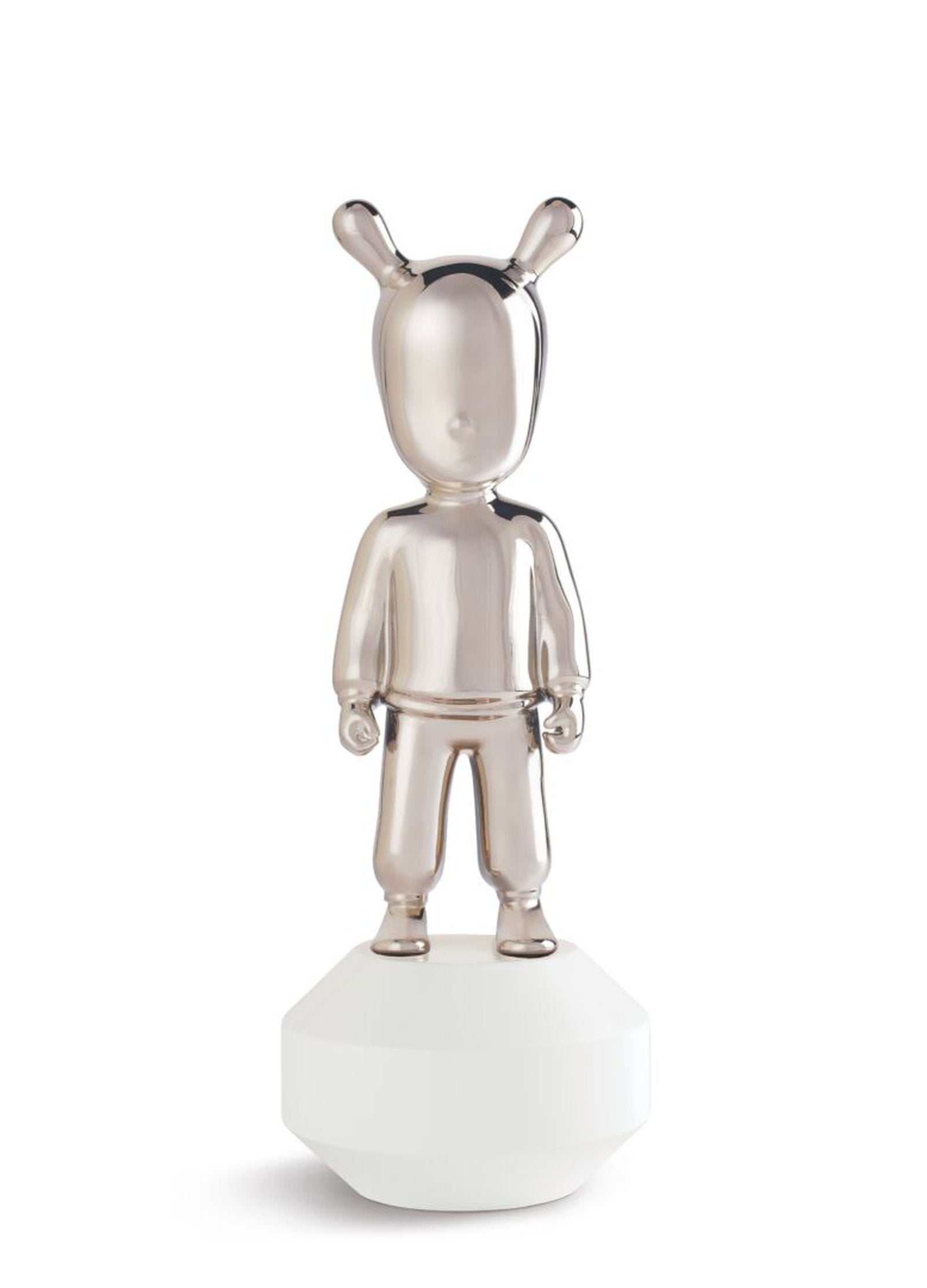 Lladro The Guest Figurine