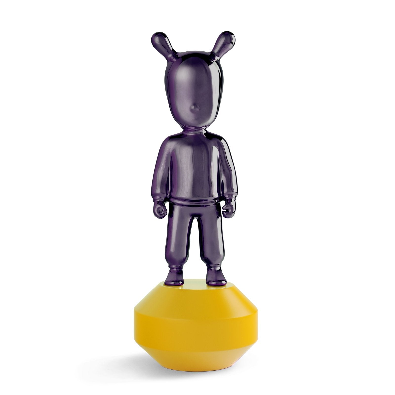 Lladro The Guest Figurine