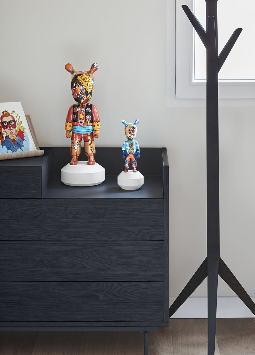 Lladro The Guest Figurine