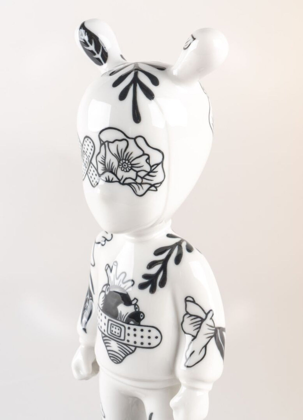 Lladro The Guest Figurine