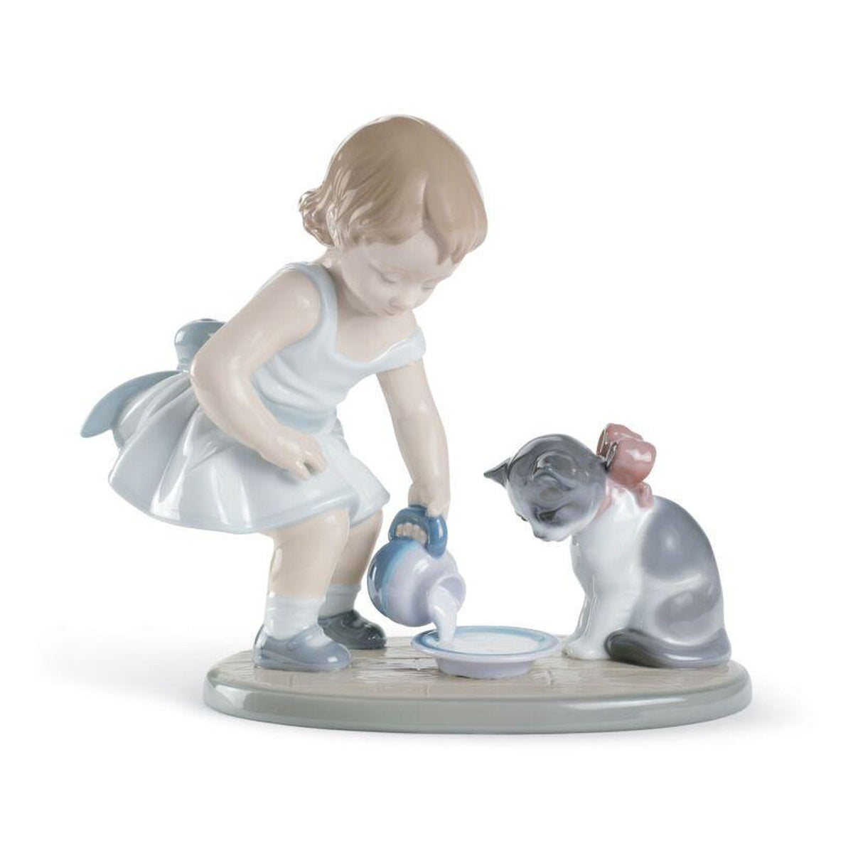 Lladro Kitty's Breakfast Time Figurine