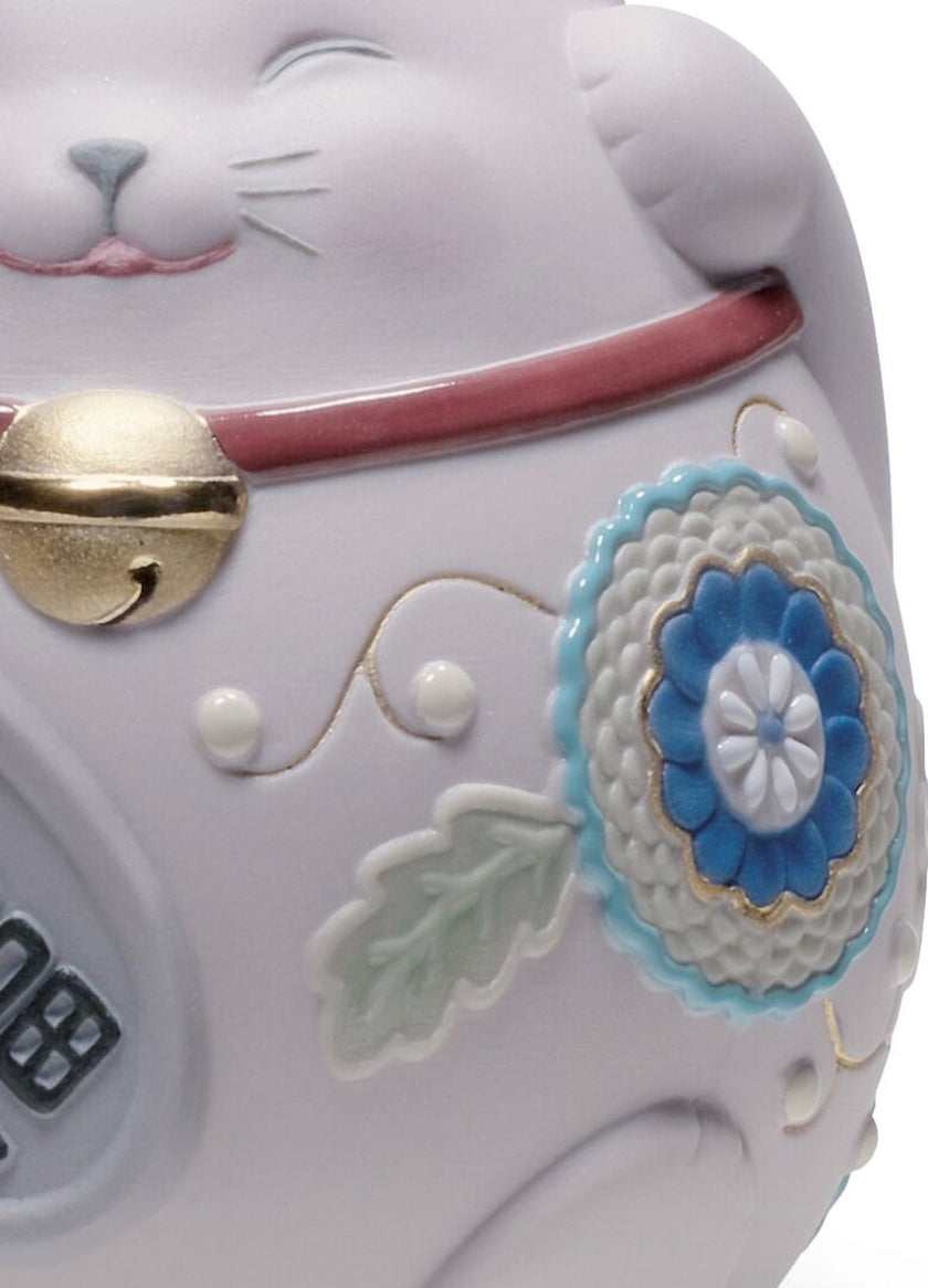 Lladro Maneki Neko Figurine