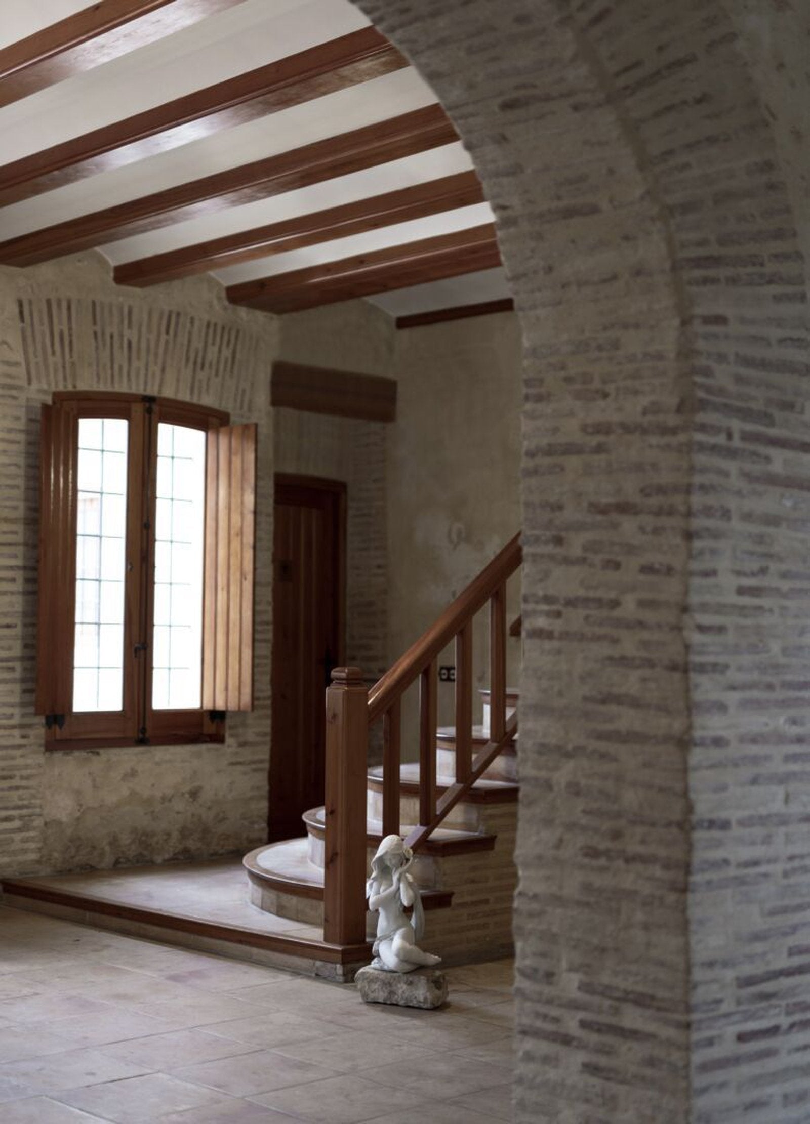 Lladro Subtle moonlight Woman Figurine Limited edition