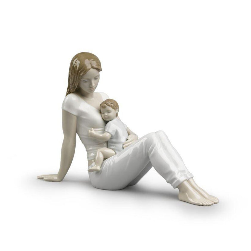 Lladro A Mother's Love Figurine