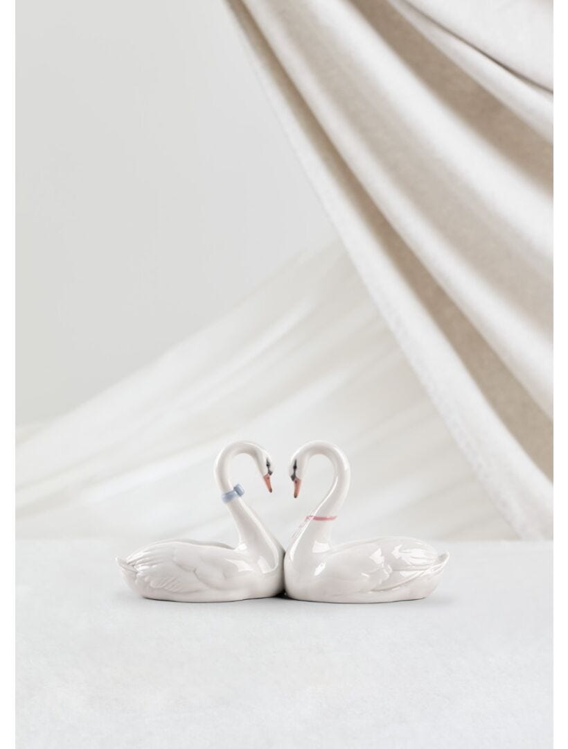 Lladro Endless Love (Cake Topper)