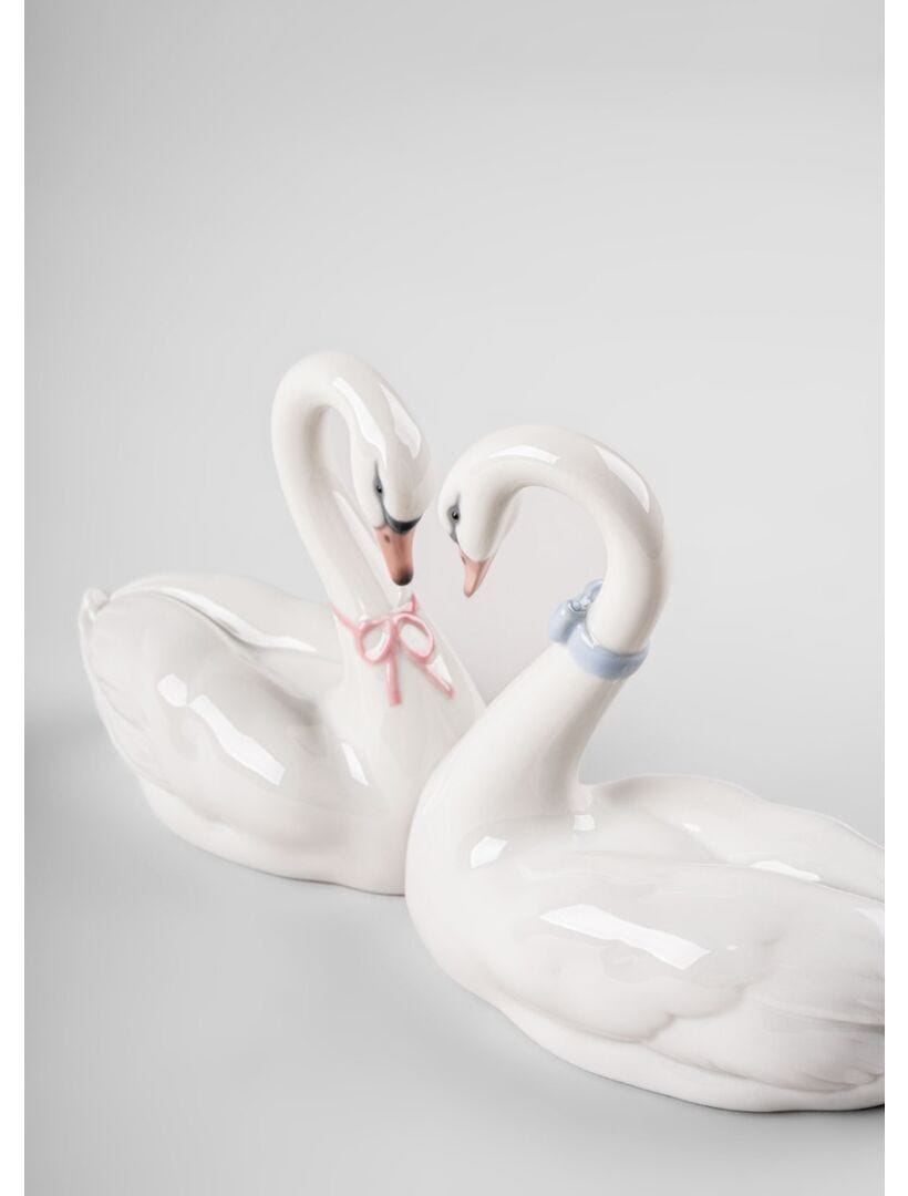 Lladro Endless Love (Cake Topper)