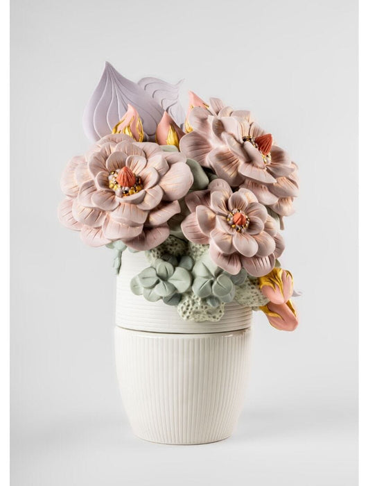 Lladro Vase With Flowers