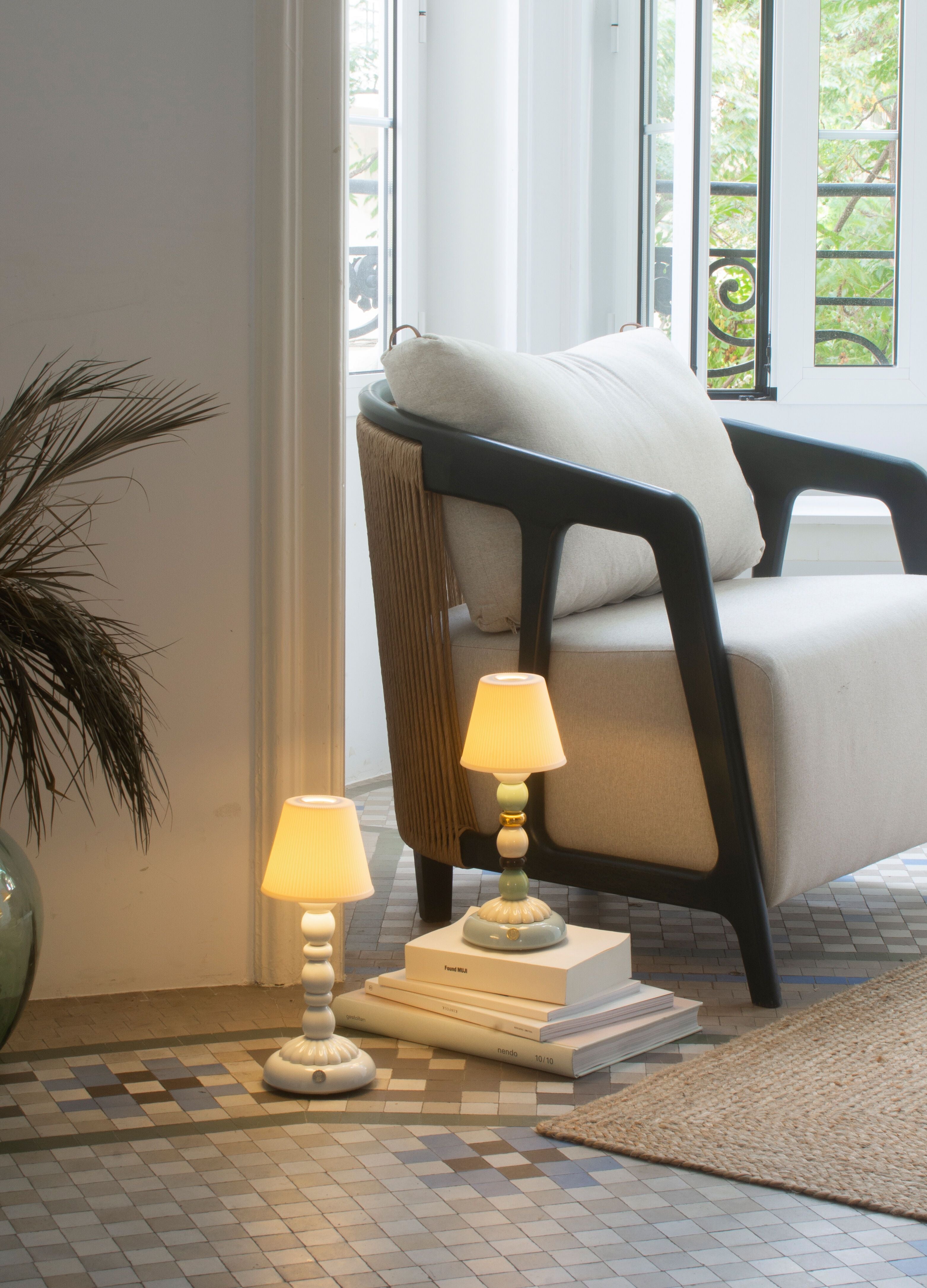 Lladro Palm Firefly Table Lamp