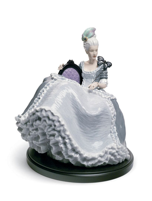 Lladro Rococo Lady At The Ball