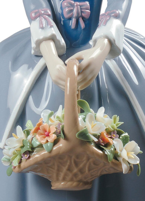 Lladro Garden Blossoms Woman Figurine