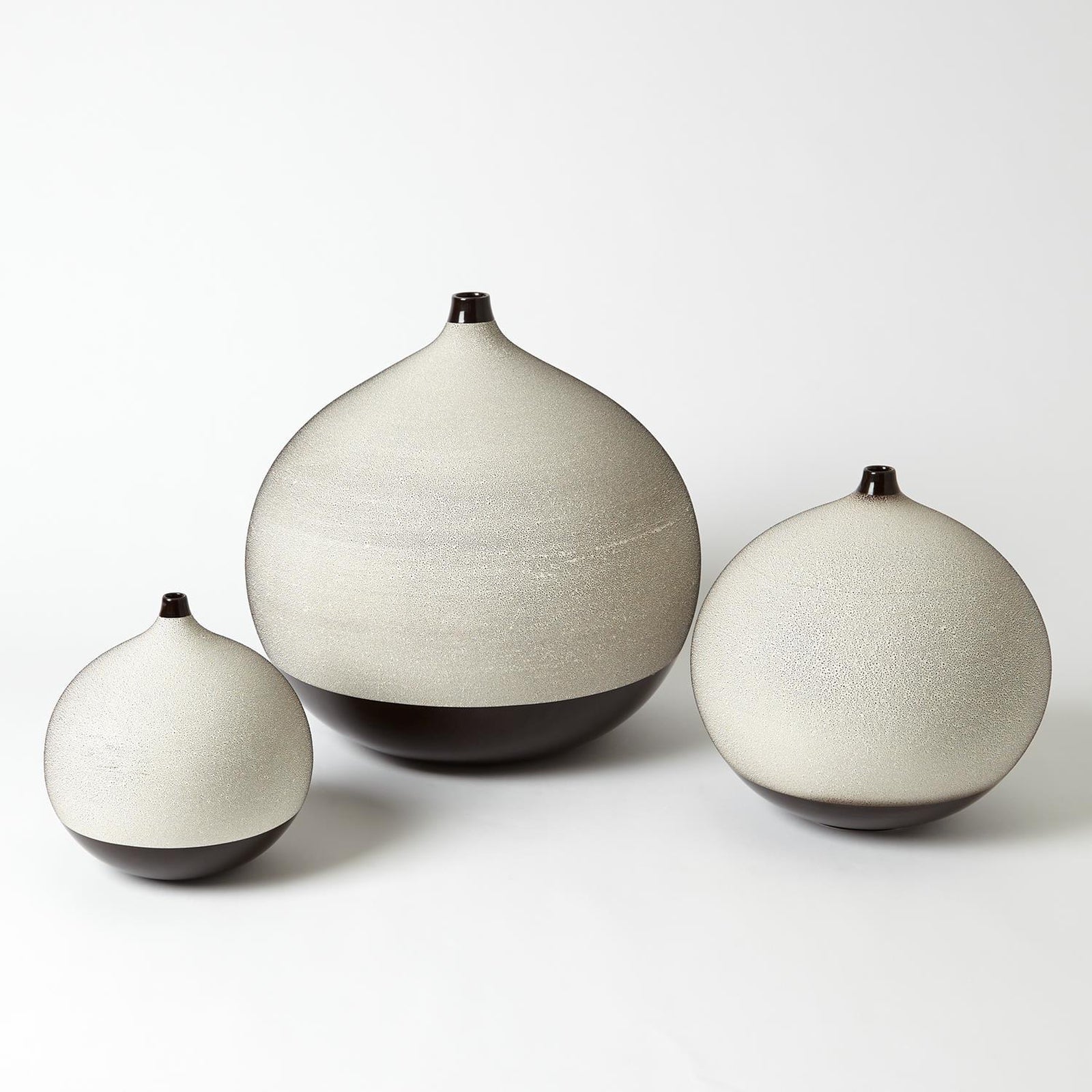 Global Views Pixelated Ball Vase