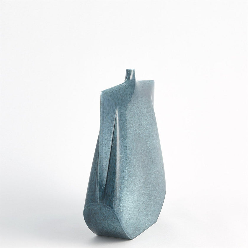 Global Views Kimono Vase