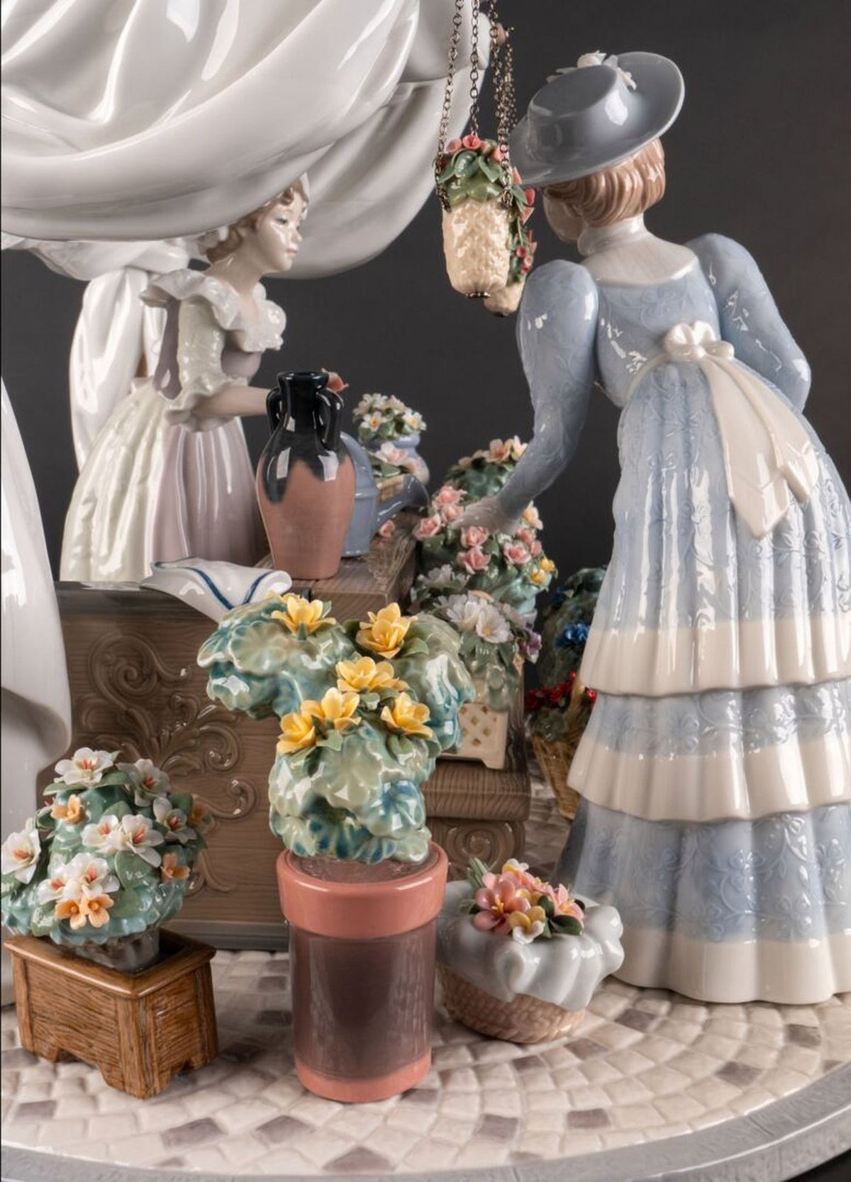 Lladro Flowers Market Sculpture Limited Edition
