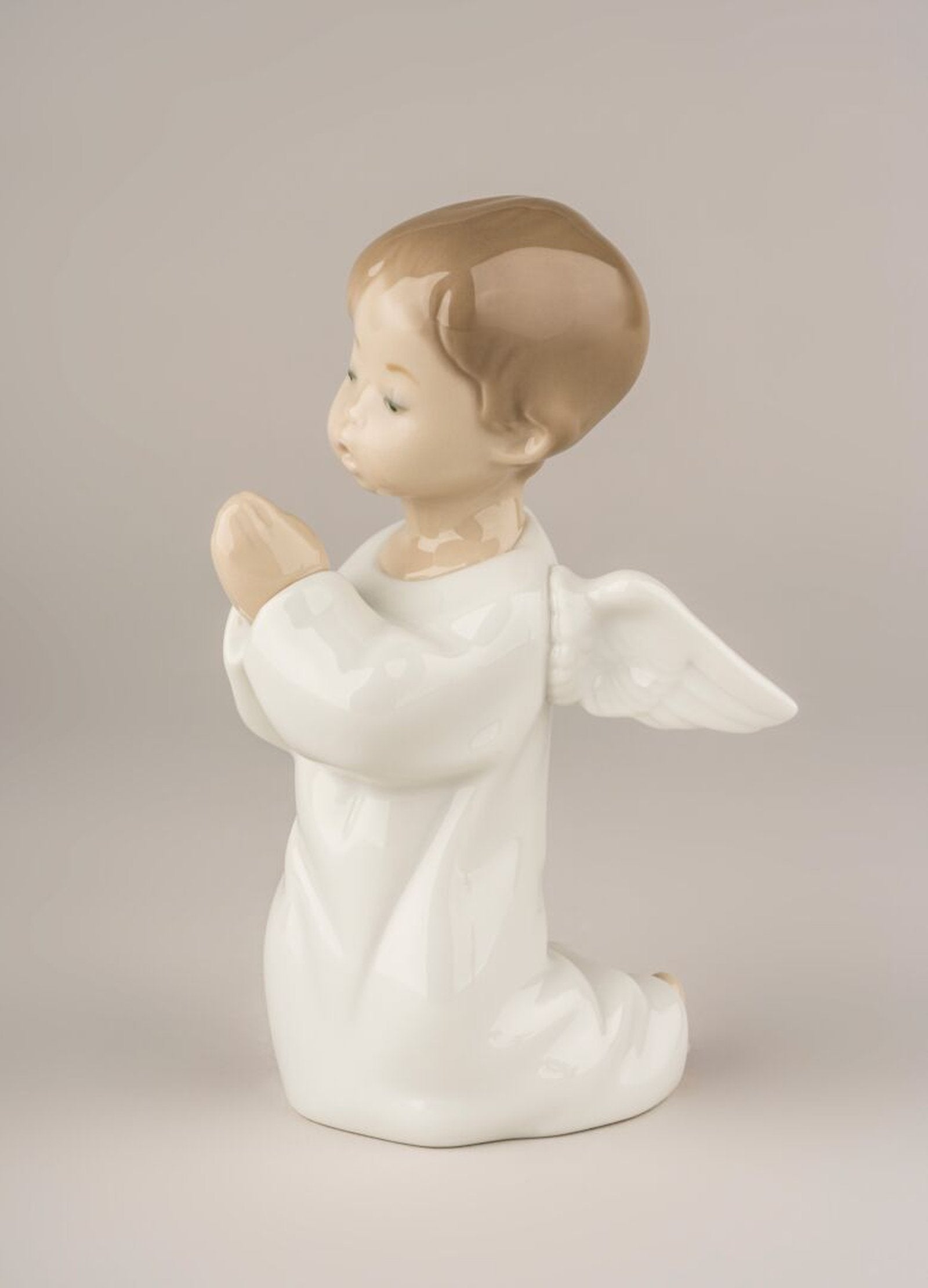 Lladro Angel Praying Figurine