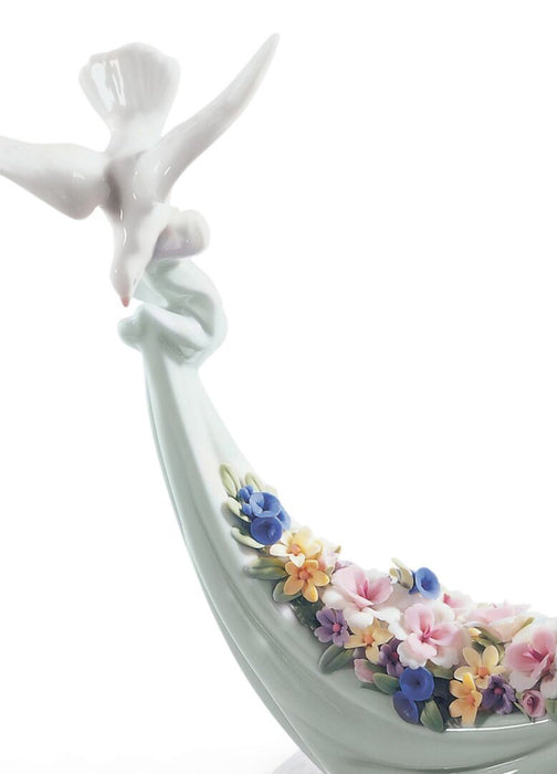 Lladro Petals of Peace Doves Figurine