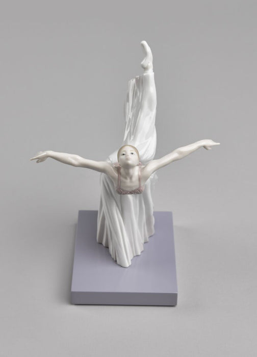 Lladro Giselle Arabesque Ballet Figurine