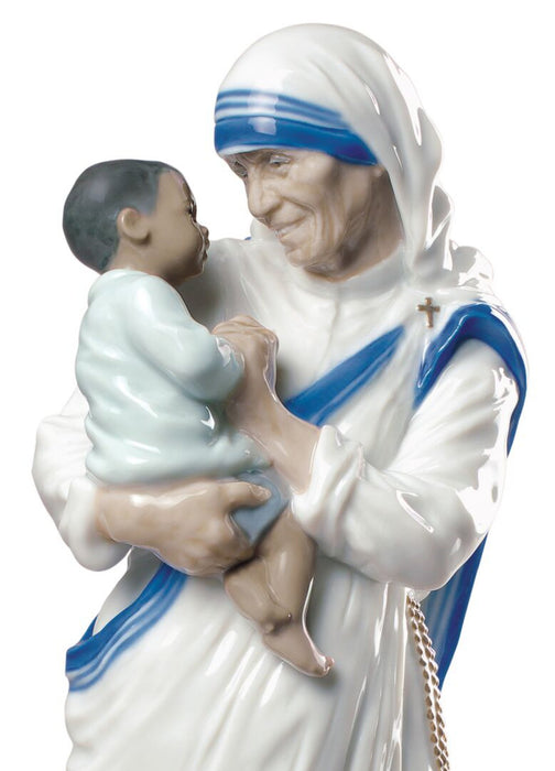 Lladro Mother Teresa of Calcutta Figurine