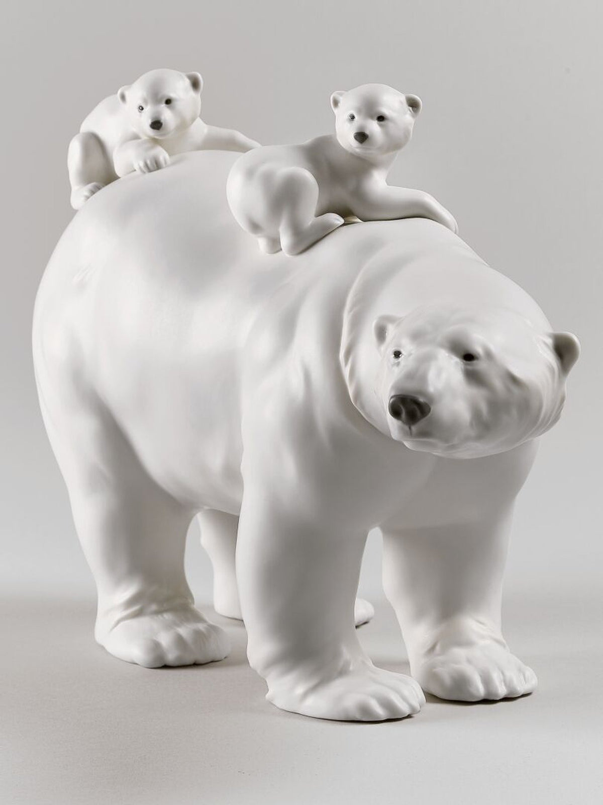 Lladro Mummy Bear and Babies Figurine