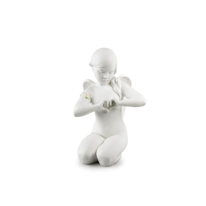 Lladro Heavenly Heart Angel Figurine