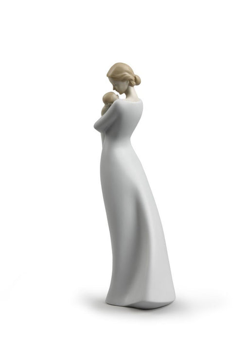 Lladro A Mother's Embrace Figurine
