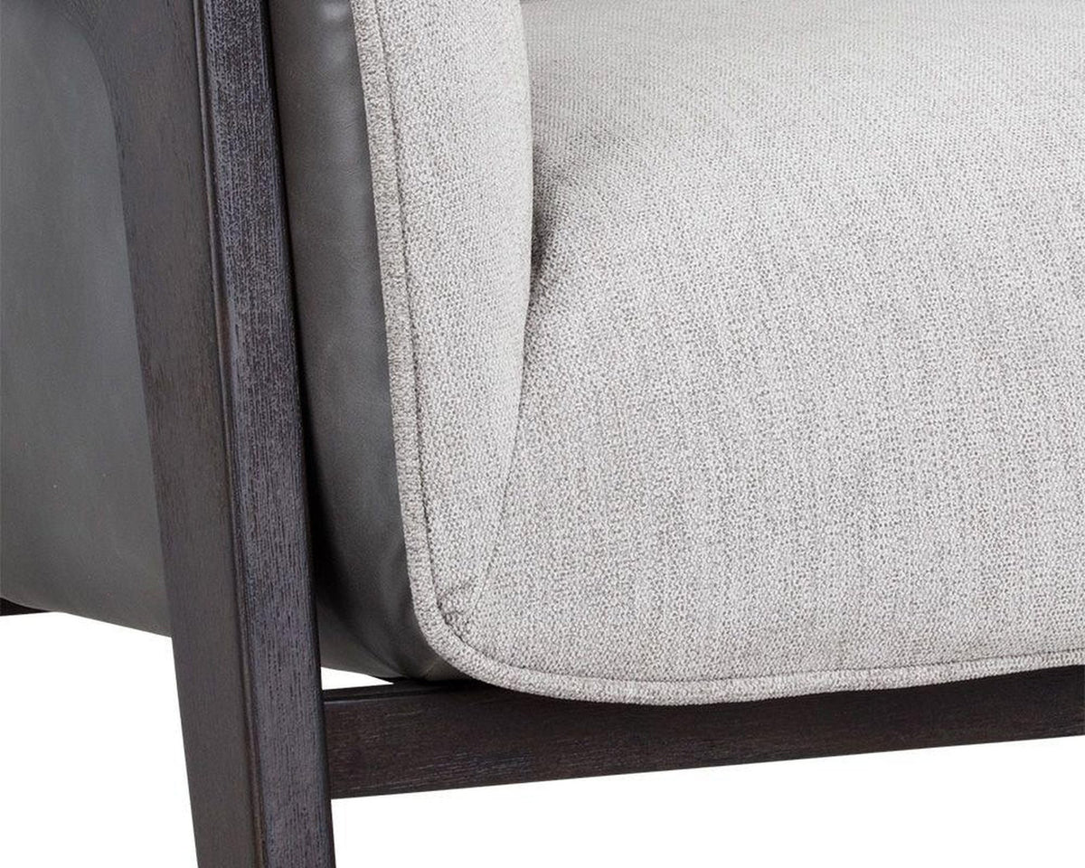 Sunpan Maximus Armchair