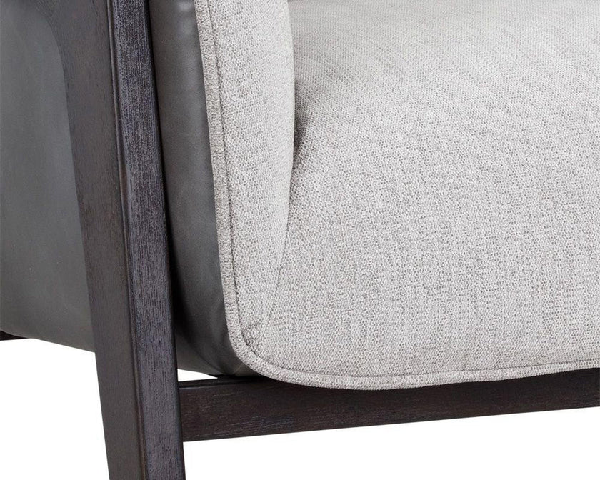 Sunpan Maximus Armchair