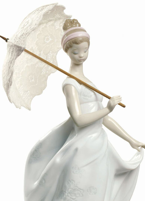 Lladro Finesse Woman Figurine